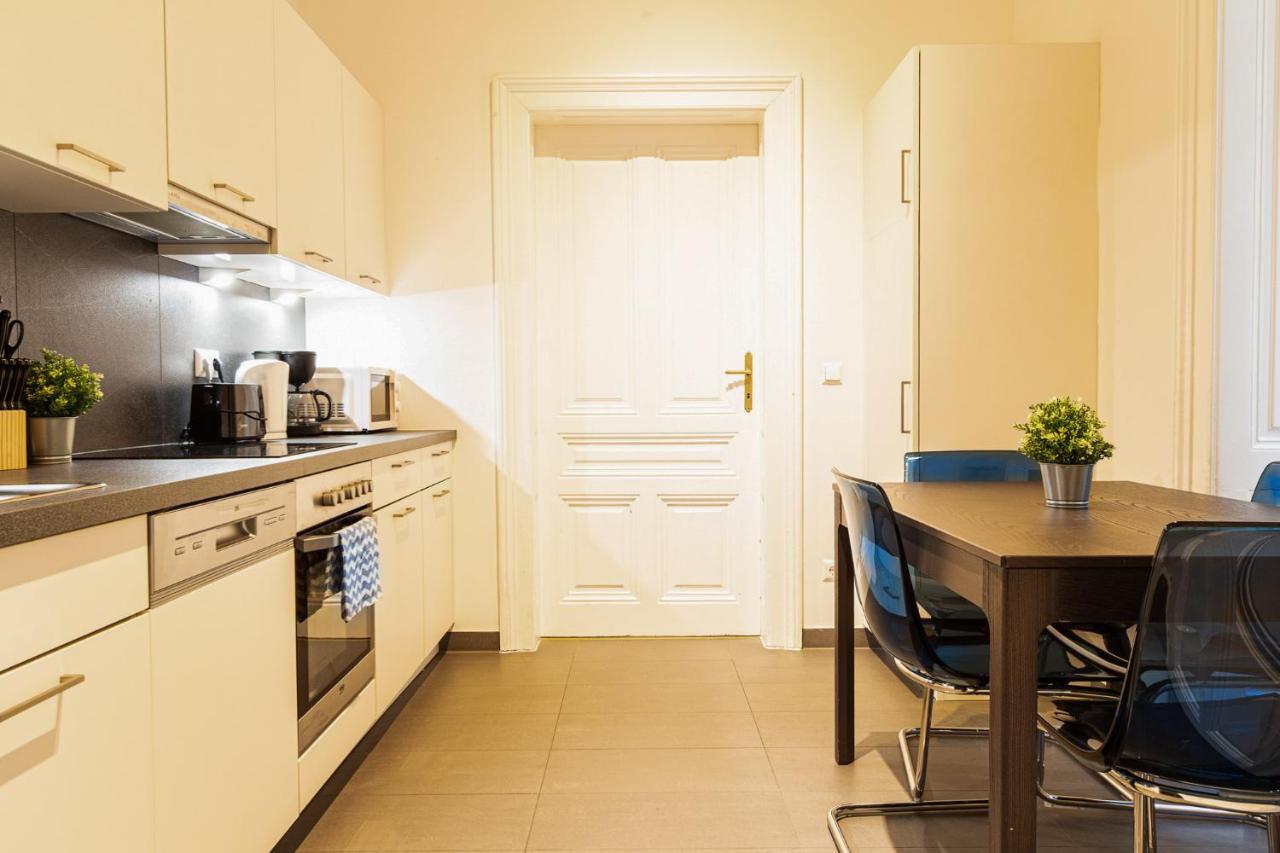 Apartment Lindengasse Vienna Exterior photo